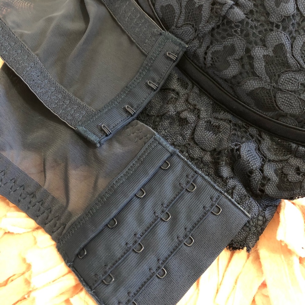 Maidenform Lace Bra - Picture 4 of 6